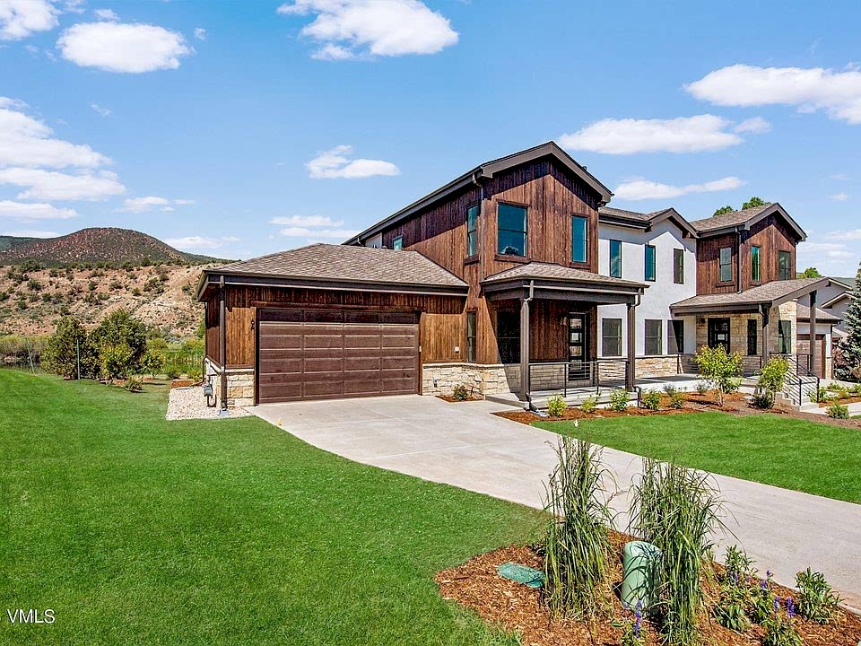 ArcWest-Architects-Gypsum duplex exterior